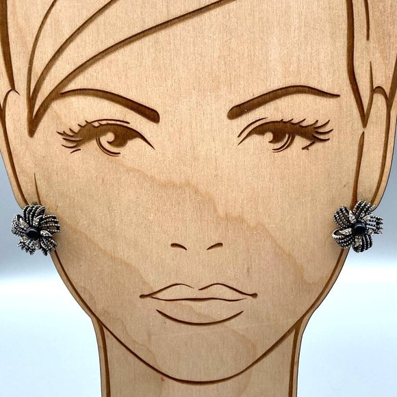 Stately Black and White Flower Earrings set in Silver Tone Textured Bow Studs - Picture 1 of 6